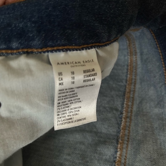 American Eagle 90s Boyfriend jeans 10R - Picture 4 of 5
